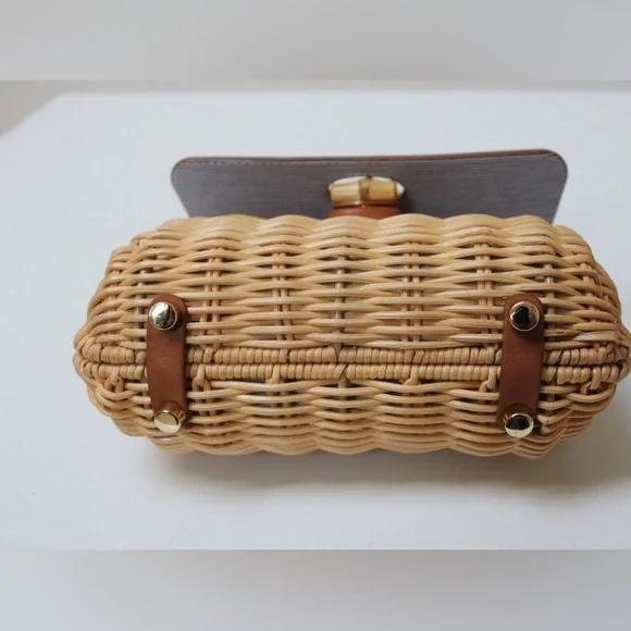 Beautiful J. Mclaughlin Irene wicker bag - Picture 7 of 15